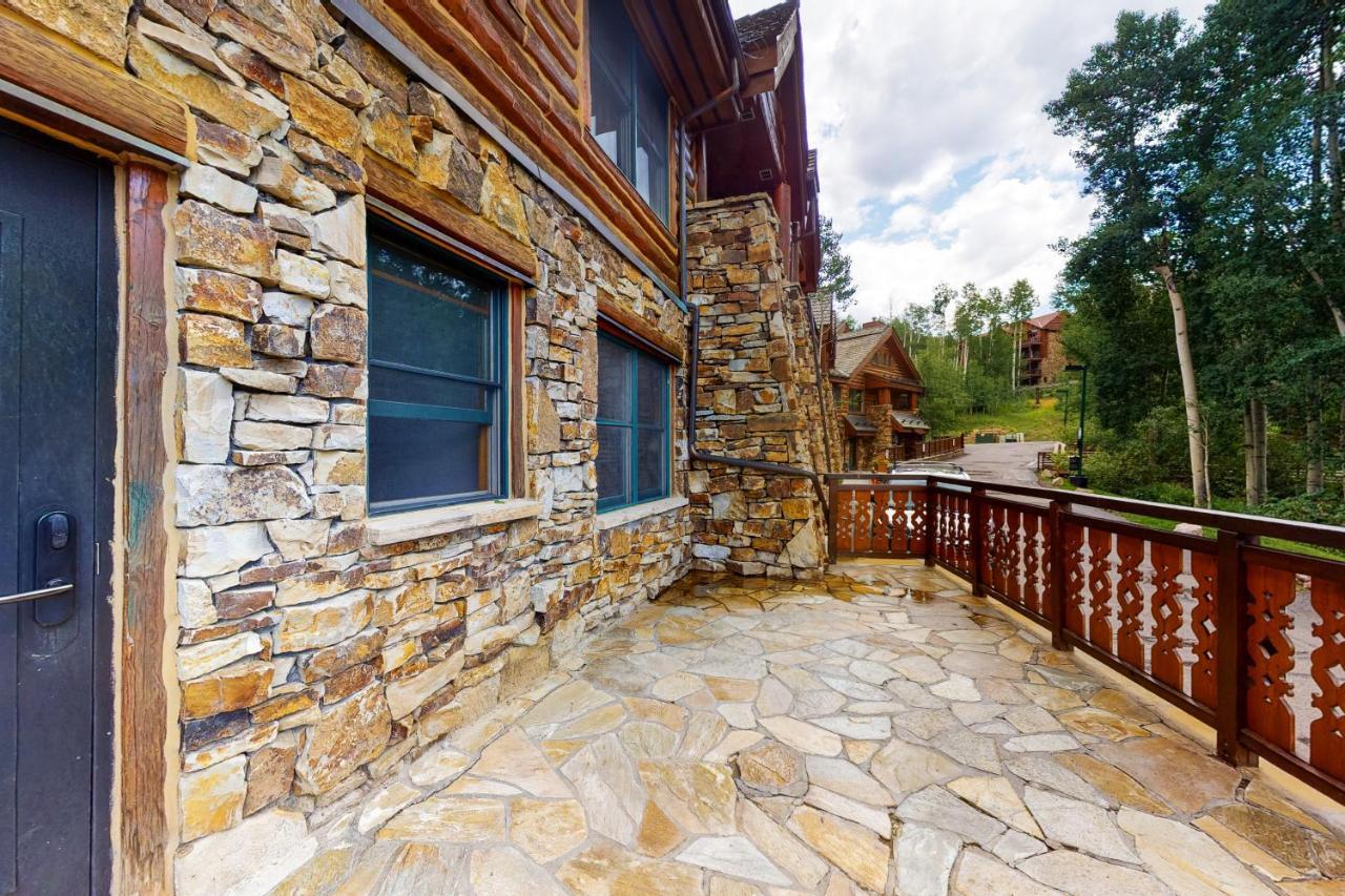 Mountain Lodge Telluride Room photo